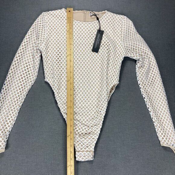 Maniere De Voir Mesh Bodysuit Womens Size 8 White Beige Finger Loop Sexy Top New - Picture 16 of 16